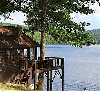 Henniker Lake Shore Village Resort מראה חיצוני תמונה